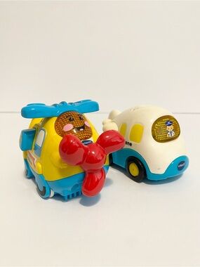 VTech Go Go Smart Wheels Airplane Plane Airport Toy Vehicle Car Lot Bundle